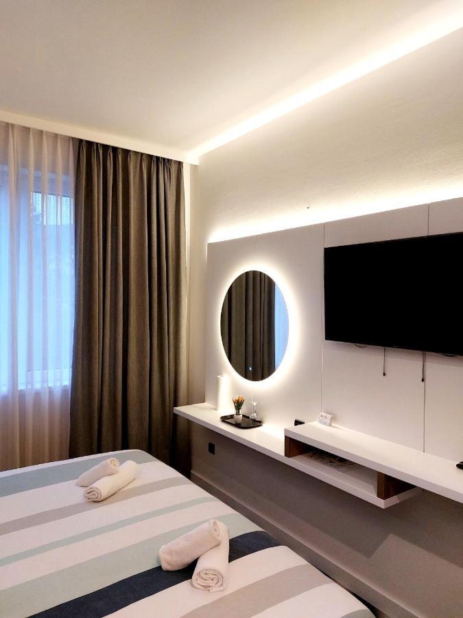 Swiss Plus Hotel Bihać Esterno foto