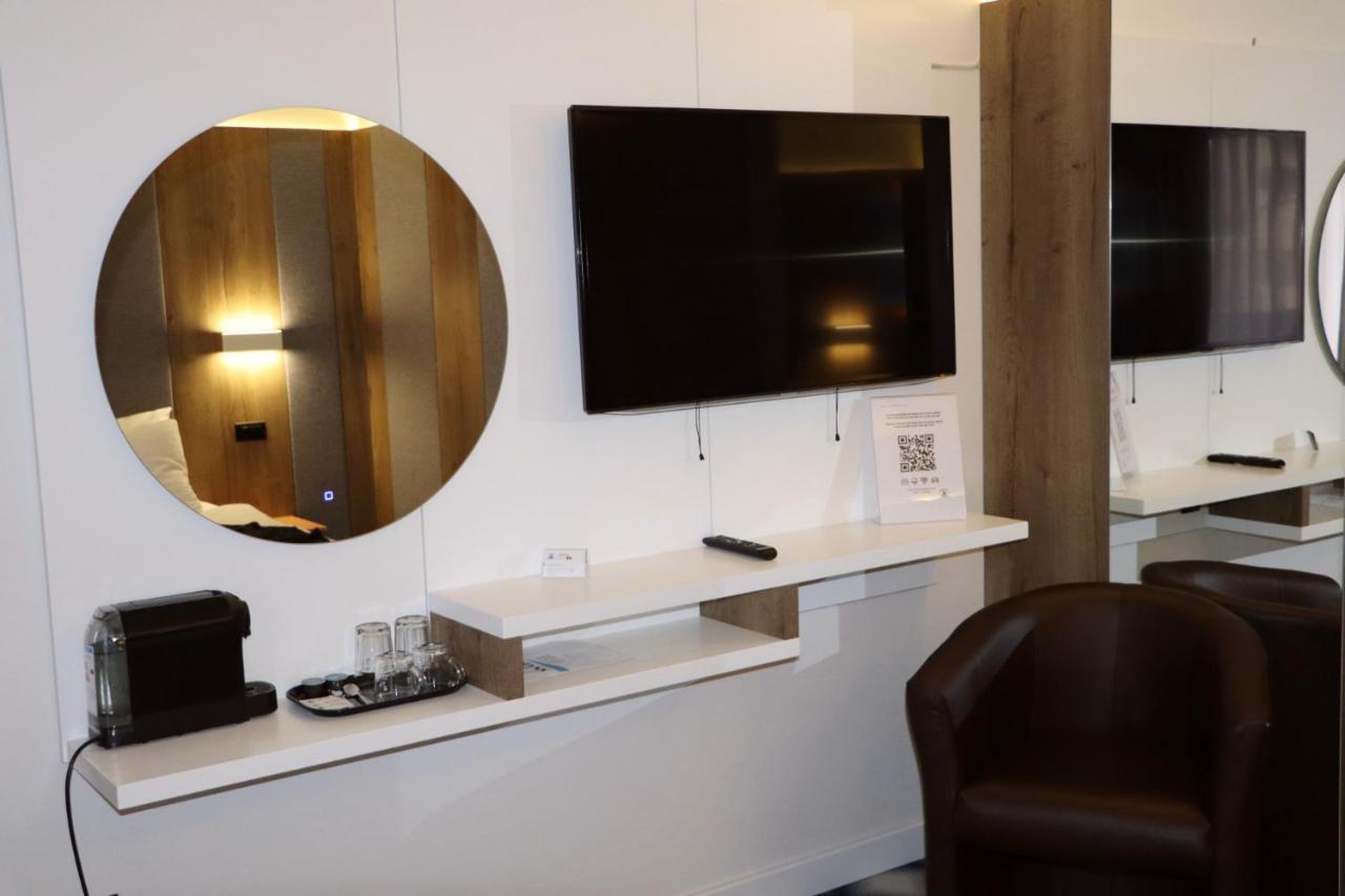 Swiss Plus Hotel Bihać Esterno foto