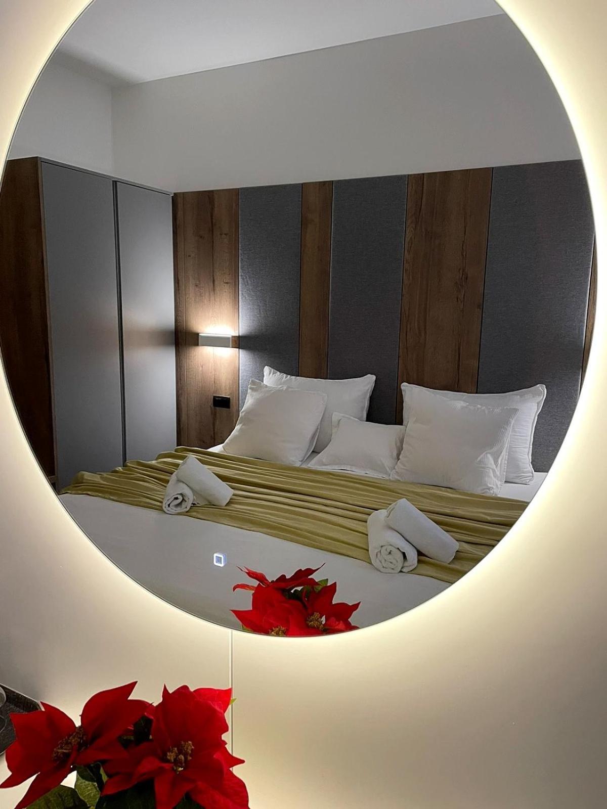 Swiss Plus Hotel Bihać Esterno foto