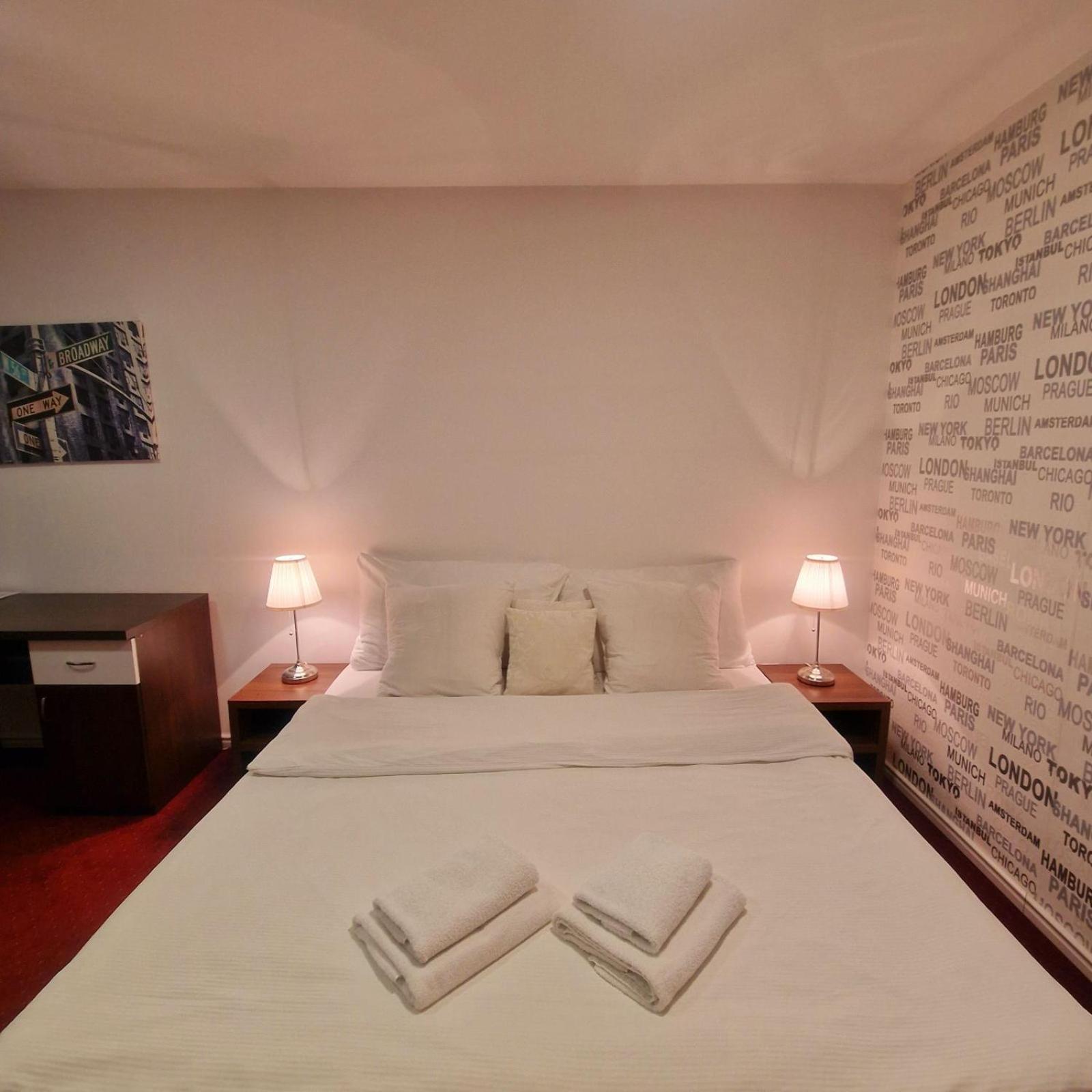 Swiss Plus Hotel Bihać Esterno foto
